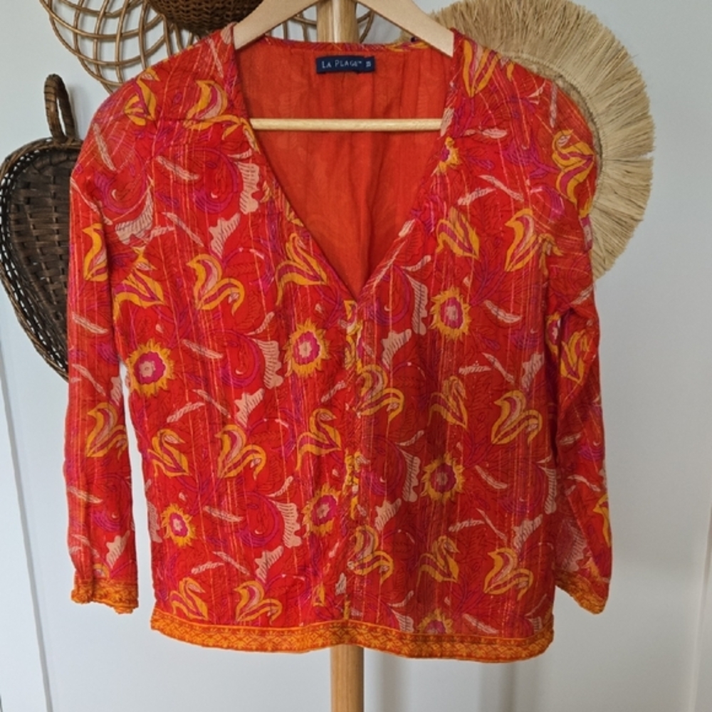 La Plage Top Blouse Red and Gold 3/4 Sleeve Pleated Blouse V Neck Womens XS
